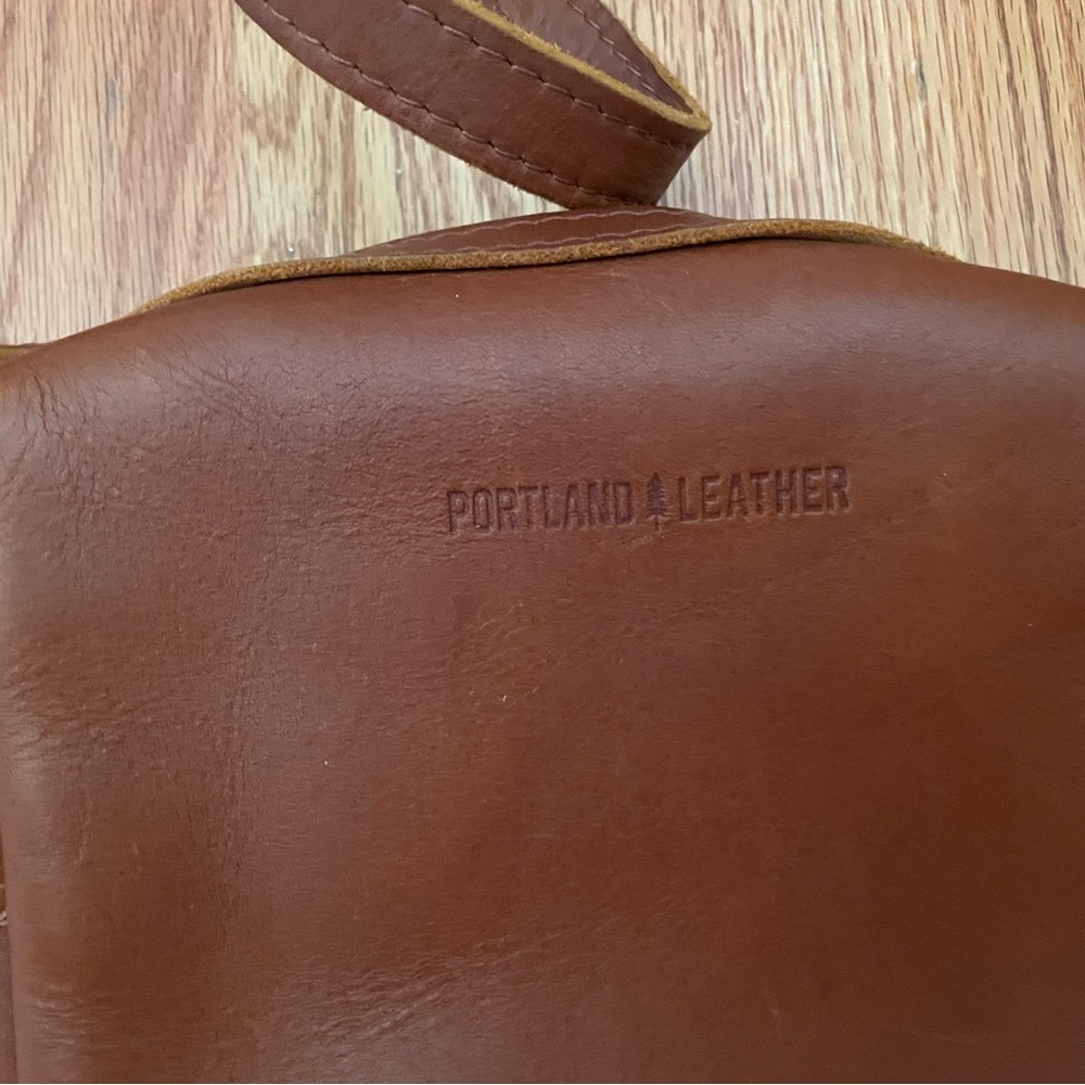 Portland Leather Mesa Mini Crossbody - Picture 2 of 6